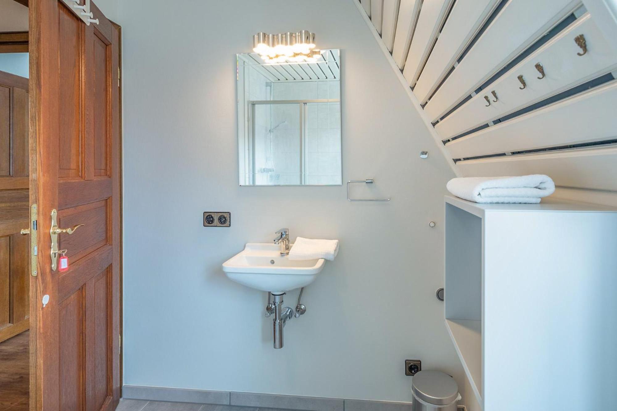 Groote Stuuv Apartment Husum  Bagian luar foto